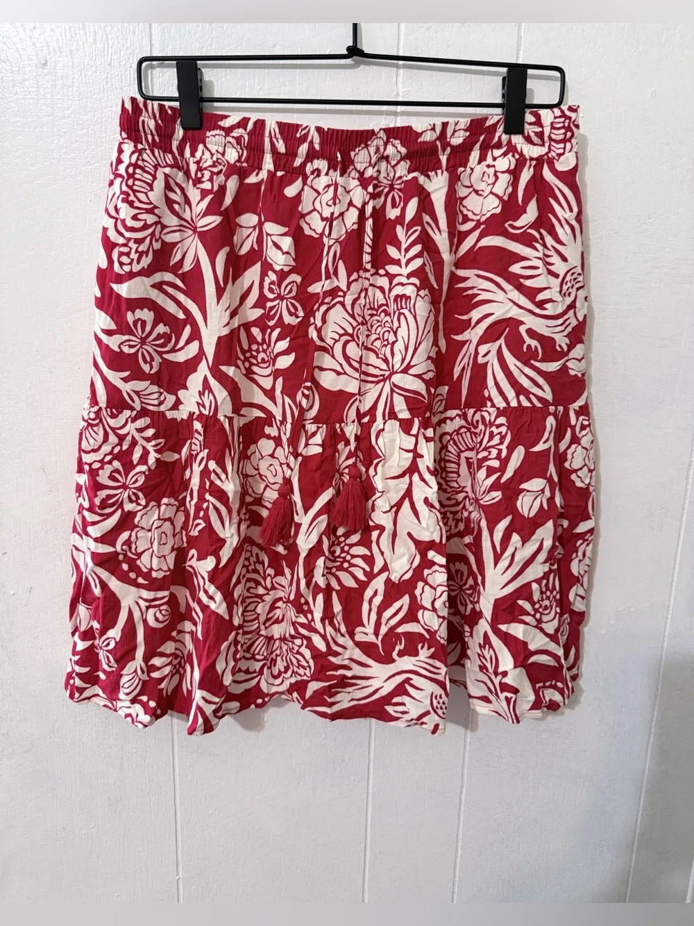 Knox Rose White and Red Floral Skater Skirt